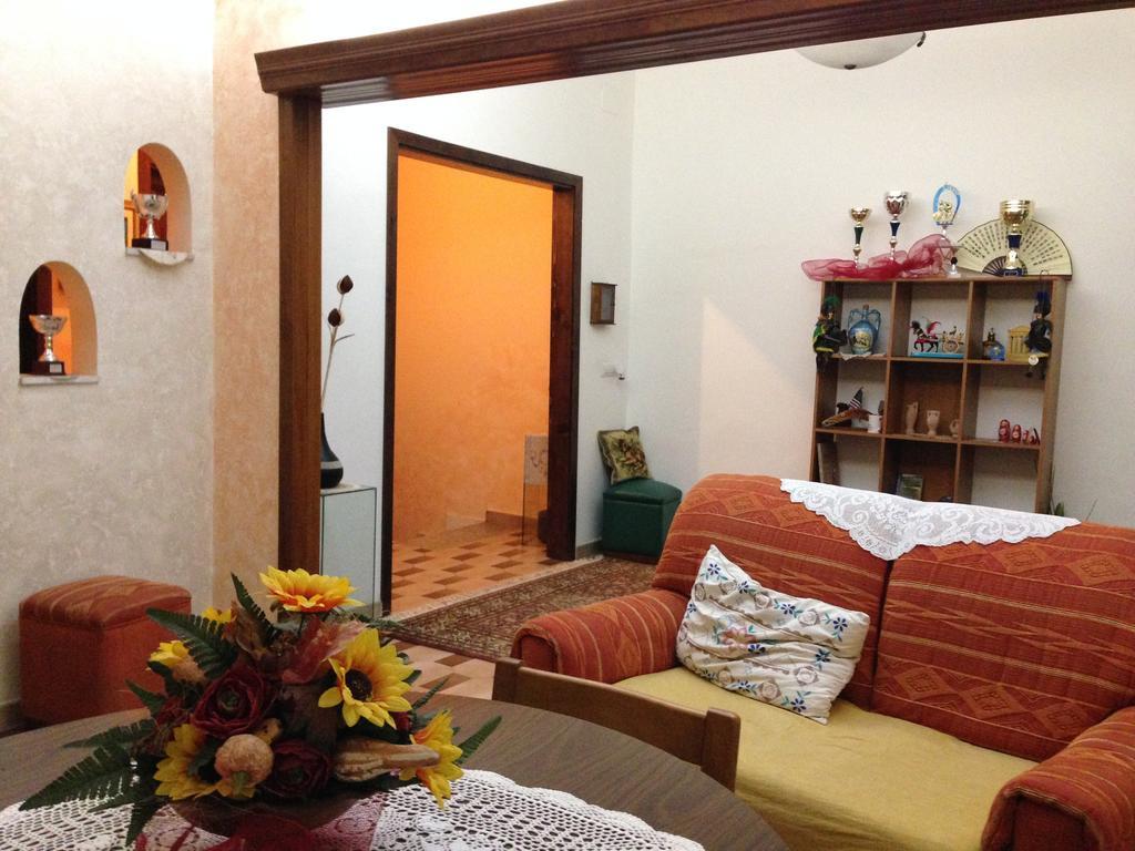 B&B Mar Tirreno Барчеллона-Поццо-ди-Готто Экстерьер фото
