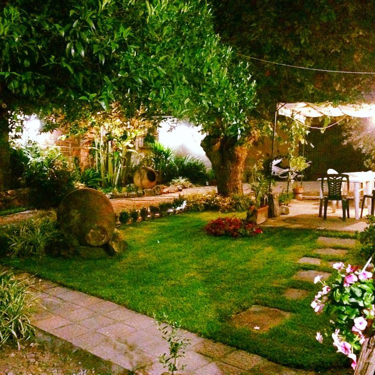 B&B Mar Tirreno Барчеллона-Поццо-ди-Готто Экстерьер фото