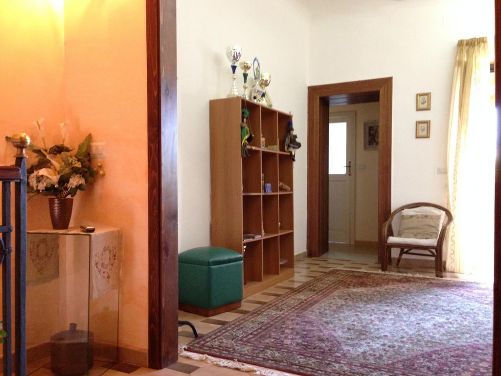 B&B Mar Tirreno Барчеллона-Поццо-ди-Готто Экстерьер фото