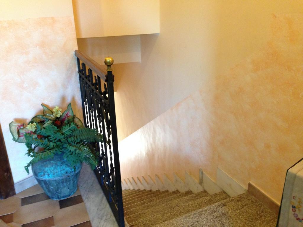 B&B Mar Tirreno Барчеллона-Поццо-ди-Готто Экстерьер фото